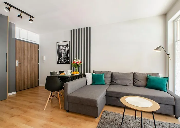 Jarzebinowy Z Ogrodkiem Łódź